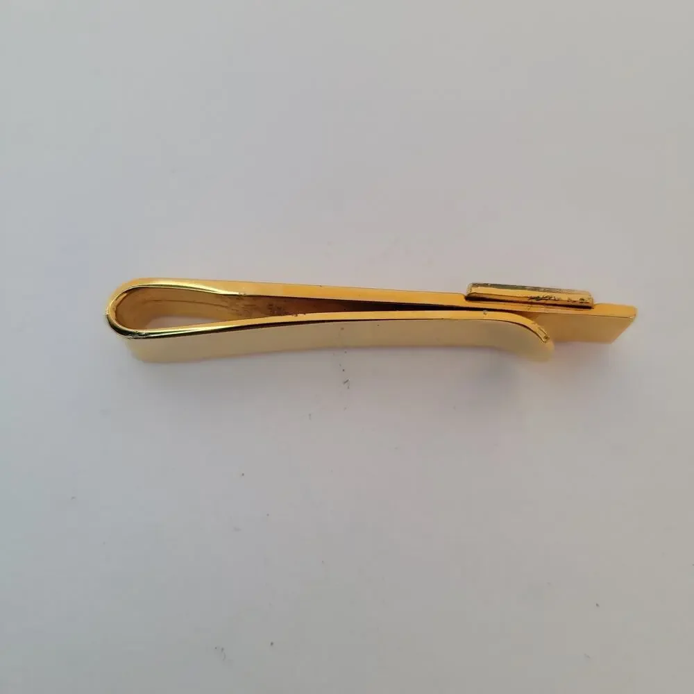 Mario Valentino MV USA Vintage Tack Tie Clasp Clip Bar Gold Retro Logo Rectangle - Picture 2 of 6